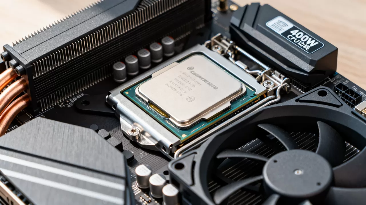 服务器400w的风冷散热器能压多少w的cpu，值得买吗