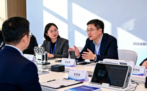 国内外通信大腕为何齐聚成都？2026成都5G峰会盛况揭秘